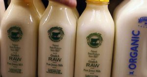 growing-online-movement-promotes-raw-milk-despite-health-warnings