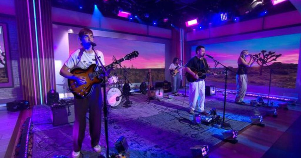 saturday-sessions:-wild-rivers-performs