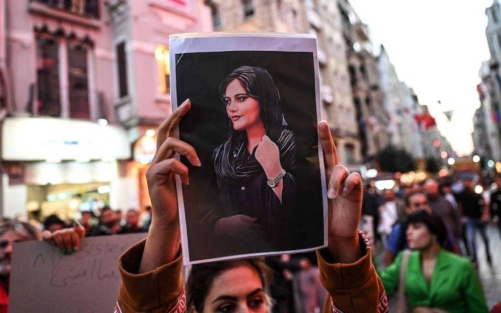 four-kurds-involved-in-‘mahsa-amini’-protests-face-deportation-to-iran
