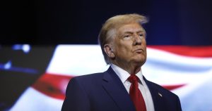 former-trump-white-house-staffers-back-john-kelly-on-his-warning-about-trump