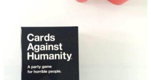 cards-against-humanity-offers-to-pay-nonvoters-to-go-to-the-polls
