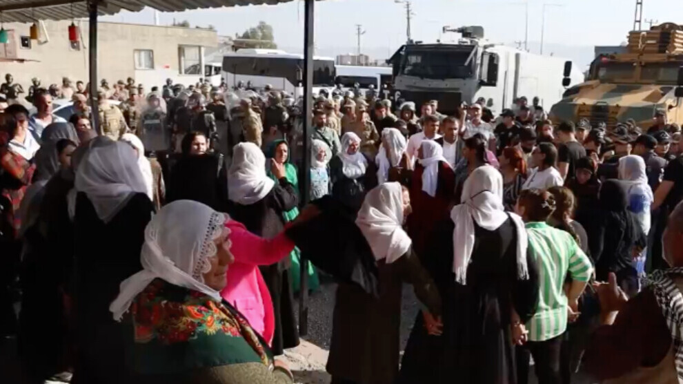 many-detained-as-soldiers-attack-peace-mothers-demonstrating-in-silopi