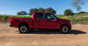 ford-to-pause-production-of-f-150-lightning-electric-pickup-trucks