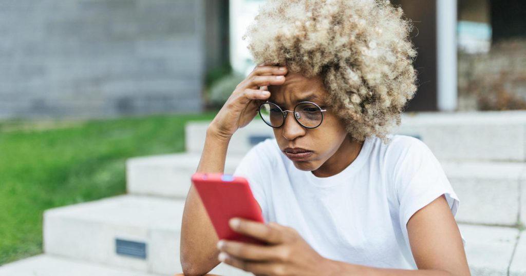 last-minute-tips-for-coping-with-election-stress-and-anxiety,-according-to-experts