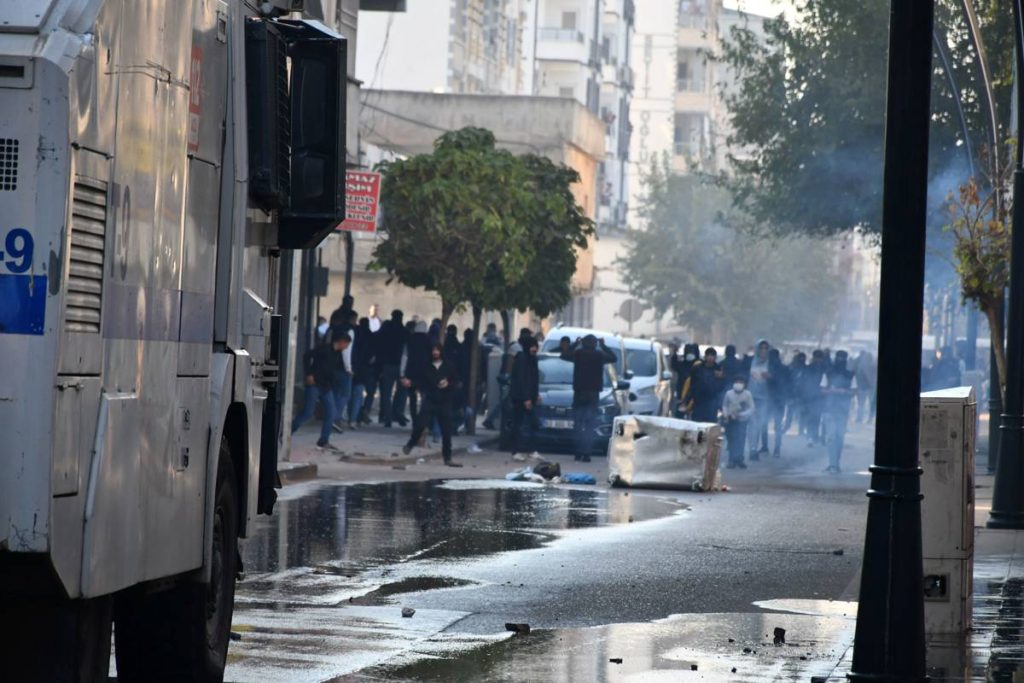 mistreatment-at-batman-protests-following-pro-kurdish-mayor’s-removal