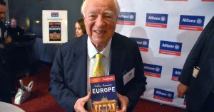 arthur-frommer,-famed-travel-guide-innovator,-has-died-at-95