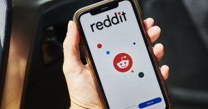 reddit-is-down-for-many-users,-according-to-downdetector.-here