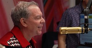 elvis-duran-on-the-magic-of-radio-and-his-special-bond-with-listeners