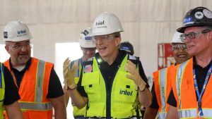 intel-ceo-pat-gelsinger-retires-|-techcrunch