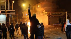 young-people-protest-appointment-of-trustees-to-akdeniz-municipality