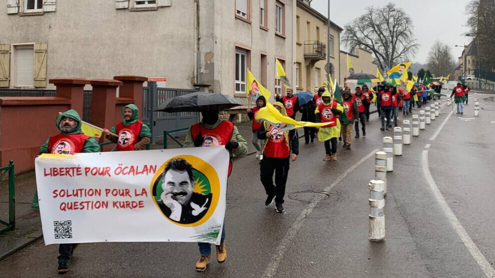 long-march-in-france-on-its-23rd-day