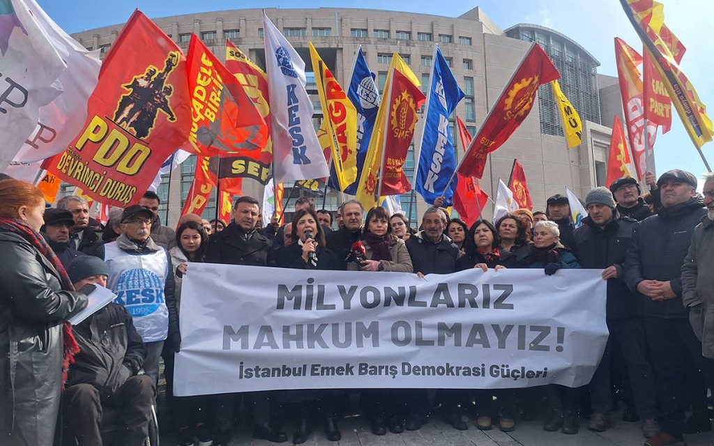detentions-targeting-pro-kurdish-group-protested-at-istanbul-courthouse