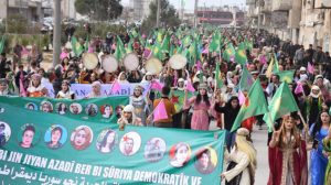 thousands-celebrate-8-march-in-kobane