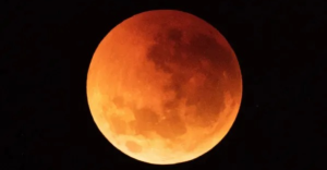 blood-moon-illuminates-erbil-as-partial-lunar-eclipse-approaches-–-shafaq-news