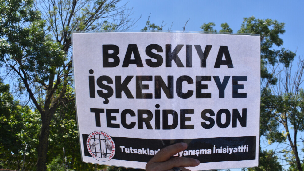 esp-prisoners-launch-protest-against-deportation-and-isolation