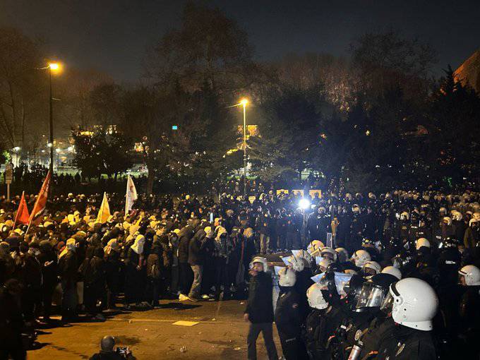 imamoglu-protests:-dozens-detained-in-morning-raids-across-turkey