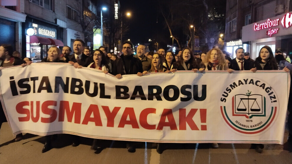 legal-community-protests-dismissal-of-istanbul-bar-association’s-executive-board