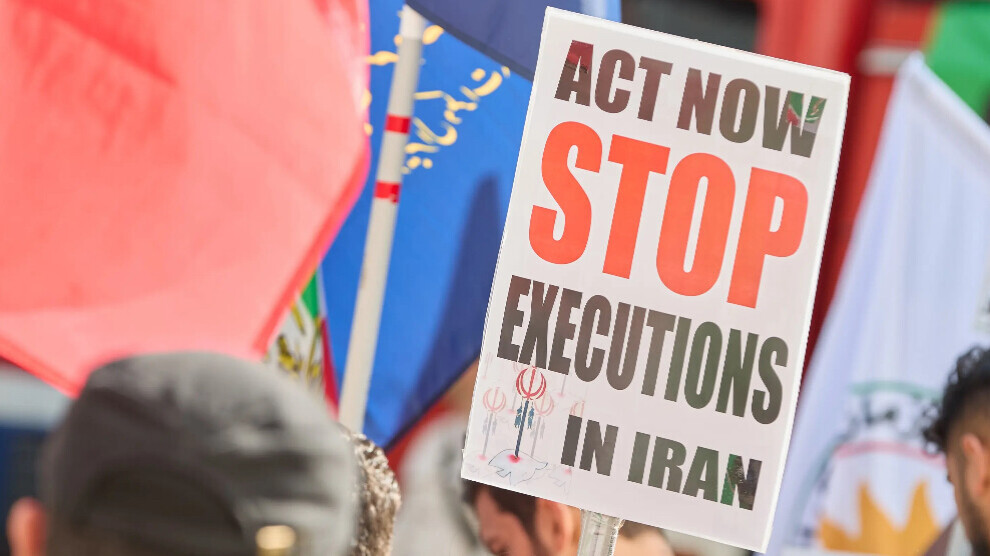 iran-executes-five-prisoners