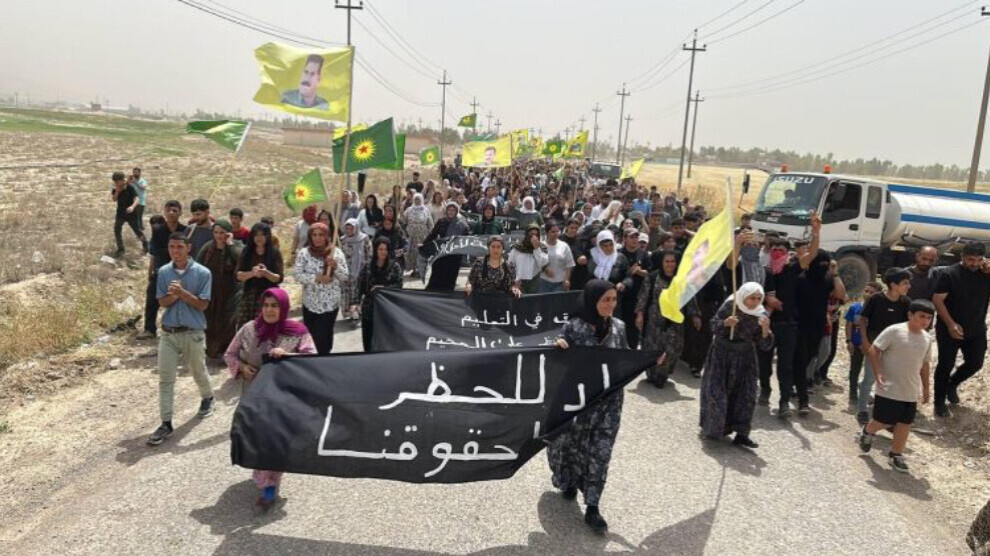 people-of-maxmur-protest-against-the-iraqi-embargo