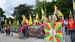 vigil-in-geneva-calls-for-democratic-steps-to-achieve-a-lasting-peace
