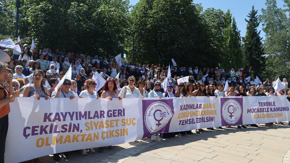 women-demonstrate-in-ankara,-calling-for-legal-foundations-for-peace