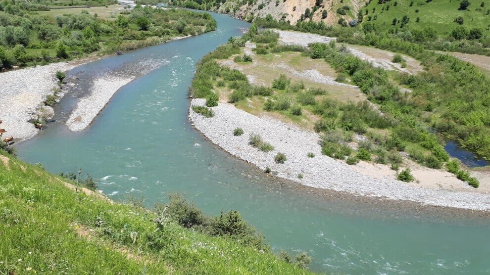 protests-over-hydroelectric-project-in-sarim-basin