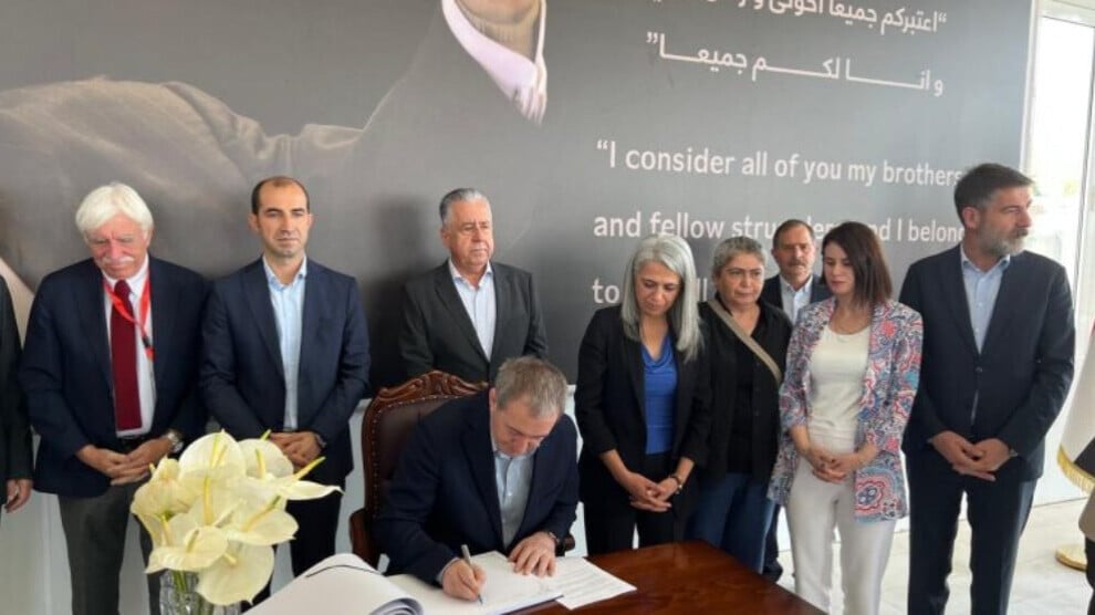 dem-party-dbp-delegation-visits-jalal-talabani’s-grave