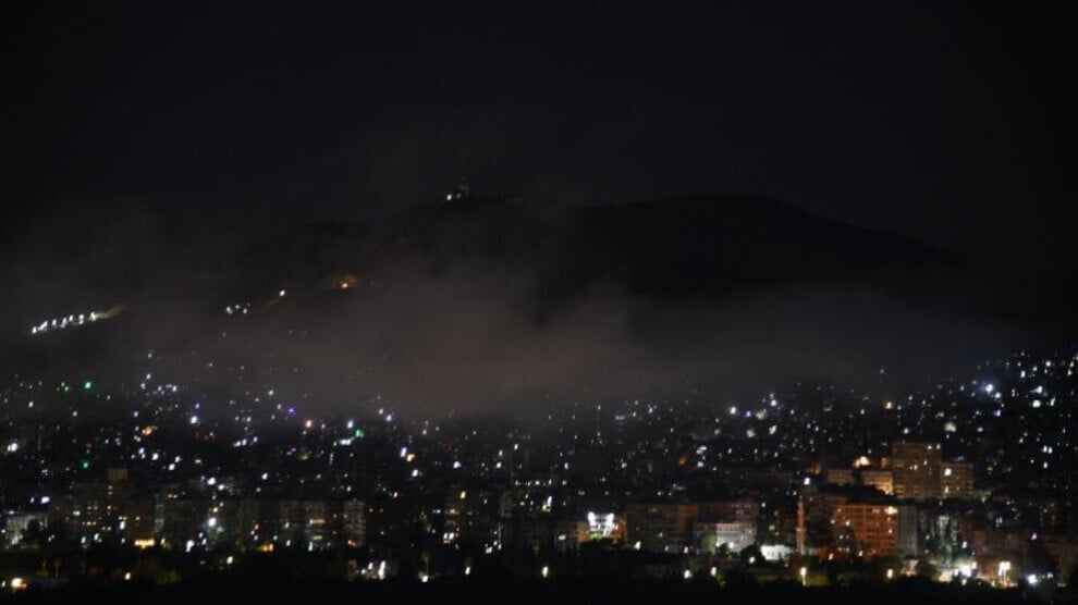 israel-bombs-areas-around-homs-and-latakia