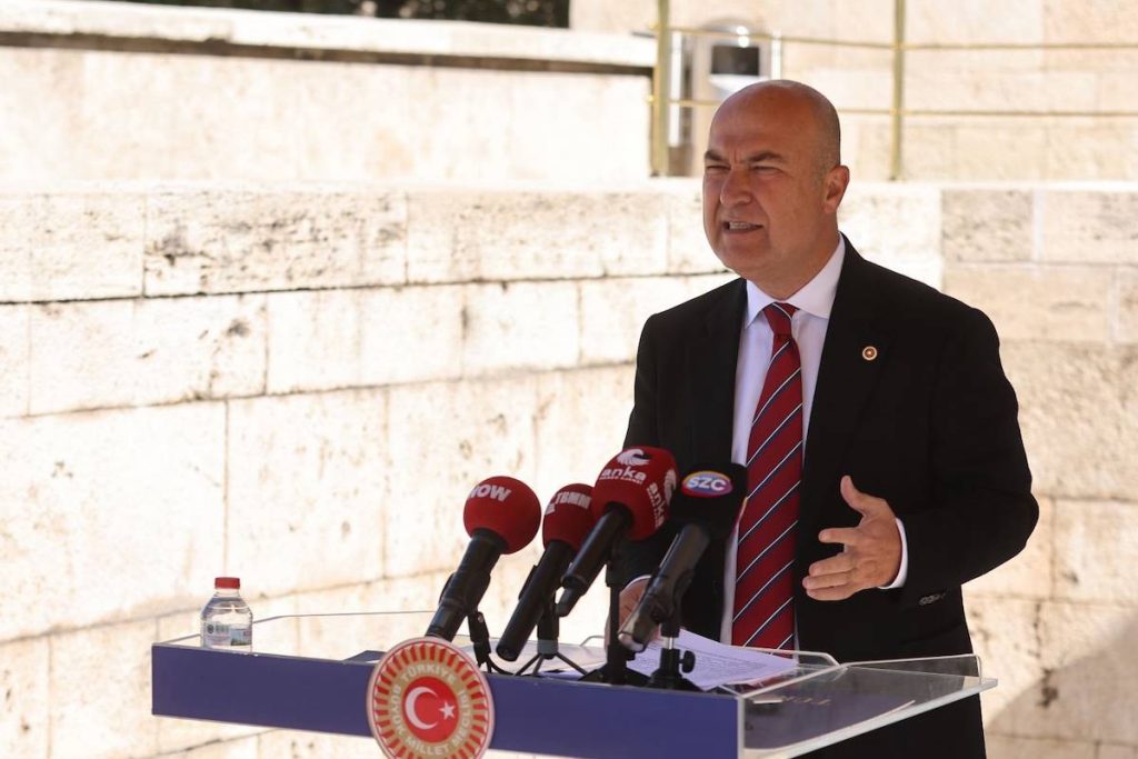 opposition-mp-criticizes-government-after-isis-linked-family-kills-driver,-escapes to syria