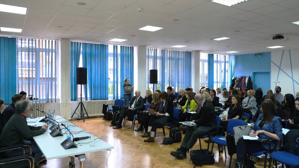 defending-free-expression-amid-global-decline:-‘journalism-must-reconnect-with-people’