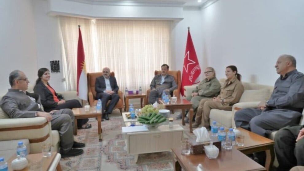 pjak-delegation-meets-with-komeleya-zehmetkesan