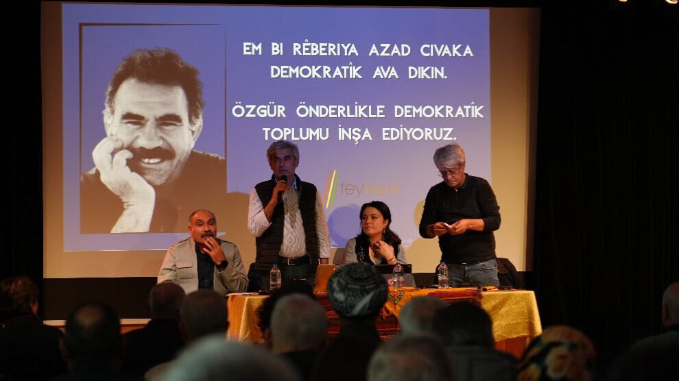 conference-in-vienna-discusses-building-a-democratic-society