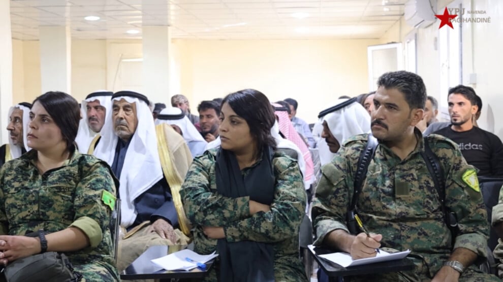 expanded-meeting-held-in-deir-ez-zor-to-strengthen-security-measures