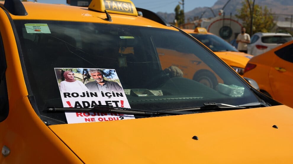 taxi-drivers-in-van-protest-for-clarification-of-rojin-kabais’s-death