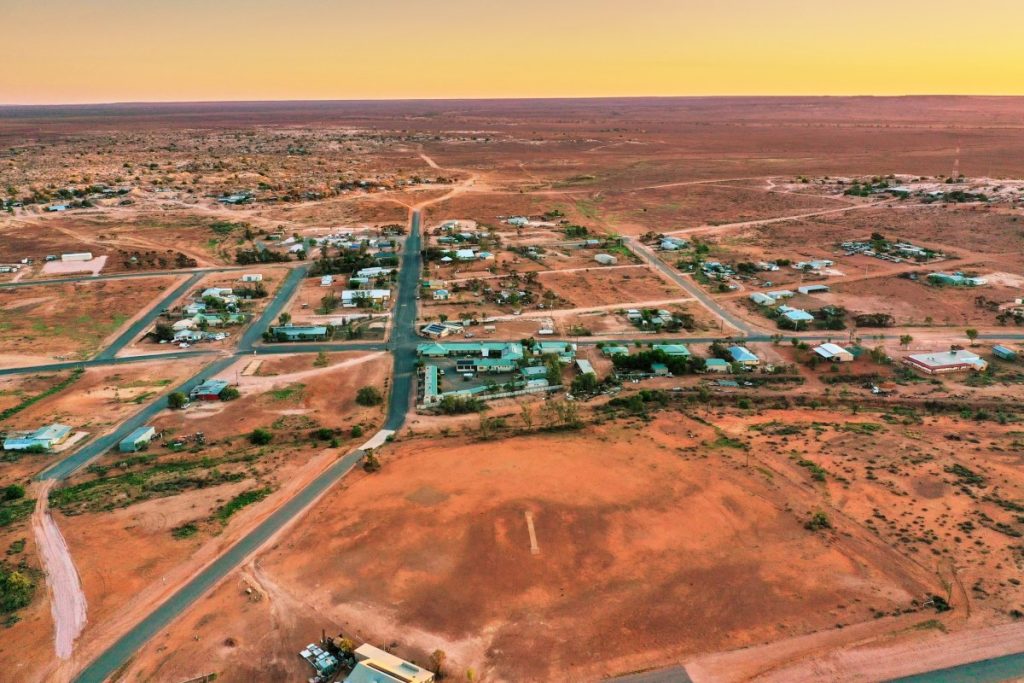 us.-and-australia-sign-$3b-critical-minerals-deal-|-techcrunch