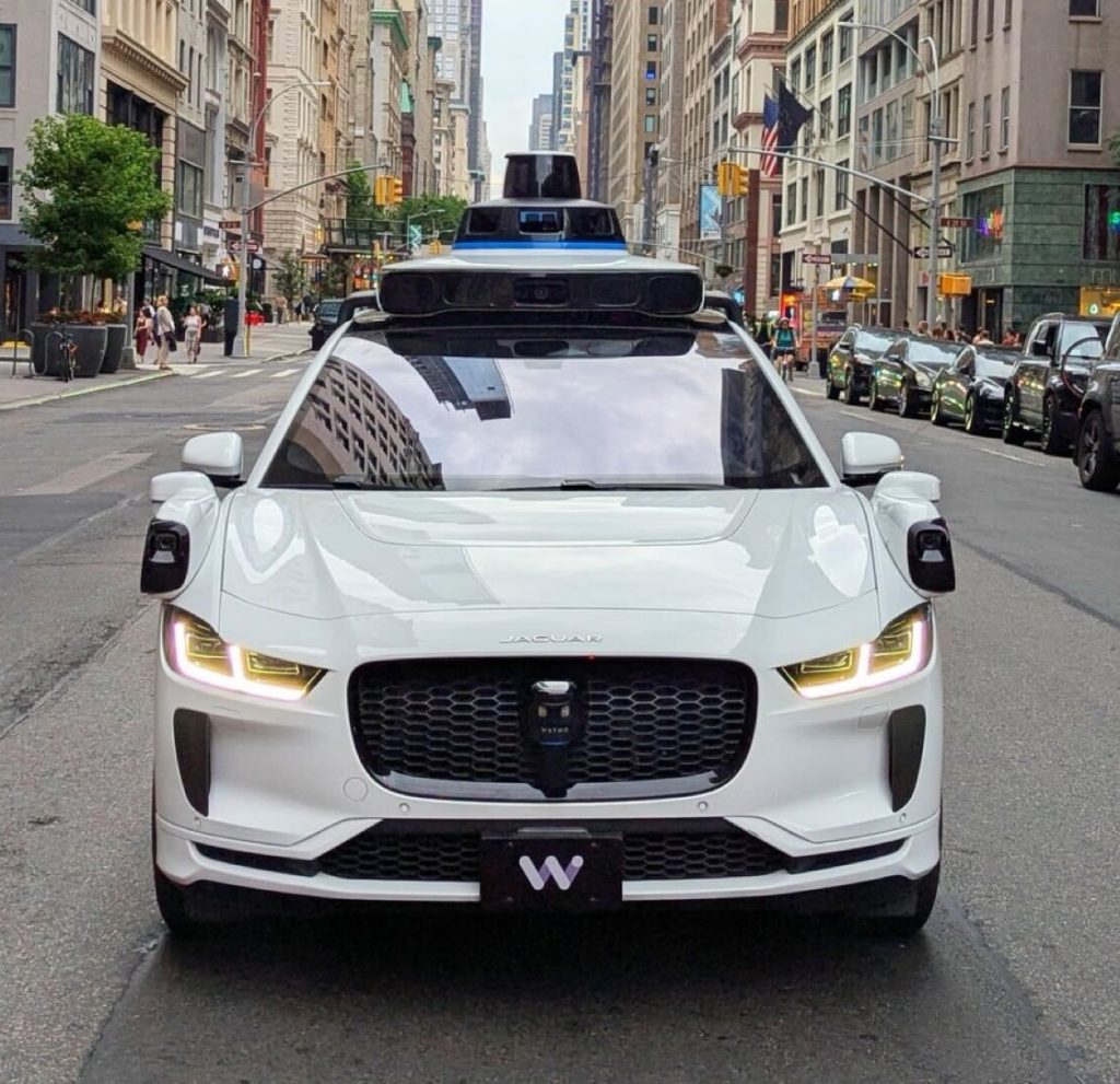 regulators-probe-waymo-after-its-robotaxi-drove-around-a-stopped-school-bus-|-techcrunch