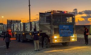 ‘overwhelming’-demand-for-food-aid-in-gaza-as-fragile-ceasefire-holds