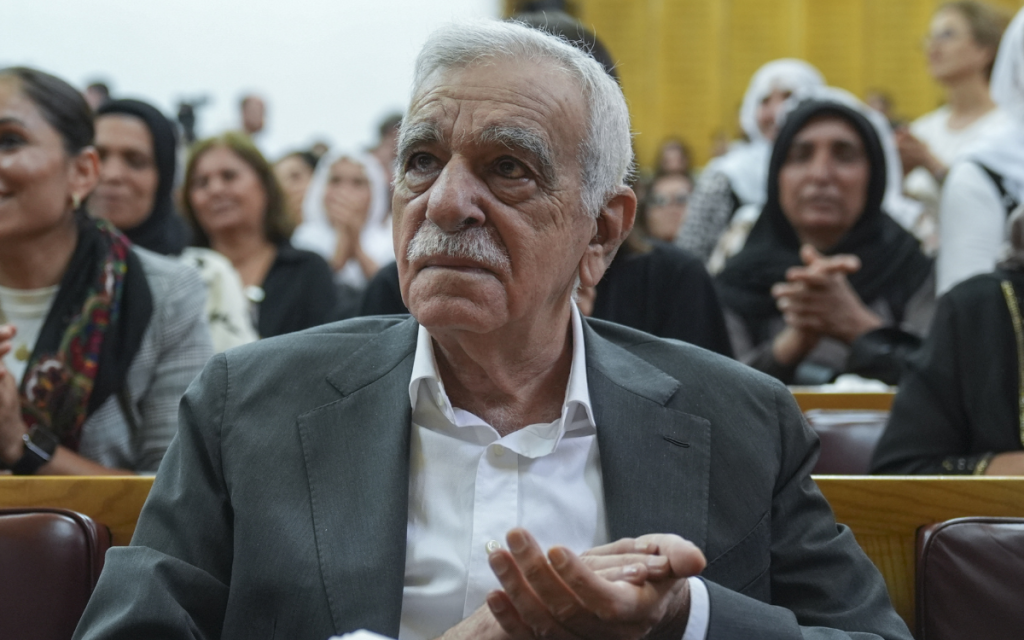 kurdish-politician-ahmet-turk-acquitted-in-case-that-led-to-his-removal-from-office-as-mayor