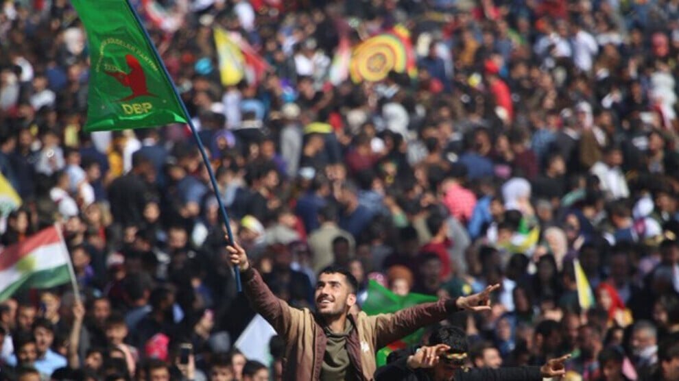 communism-from-a-socialist-perspective:-the-examples-of-zapatista-and-rojava