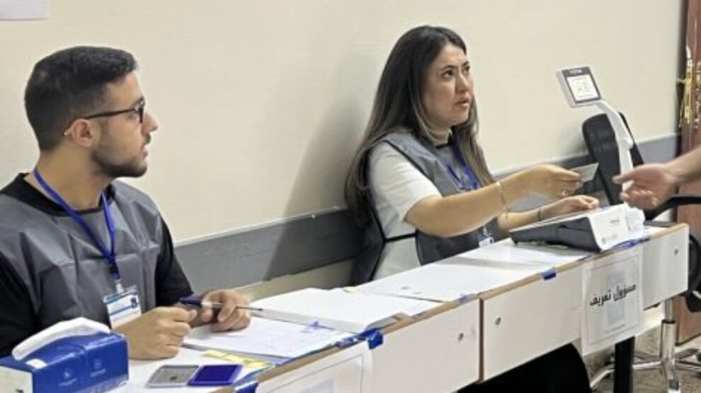 irak’ta-parlamento-secimlerinde-oy-verme-sureci-basladi