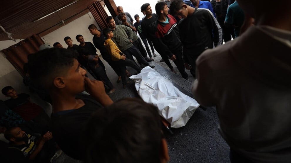 israil’in-gazze’ye-yonelik-bombardimaninda-25-filistinli-yasamini-yitirdi
