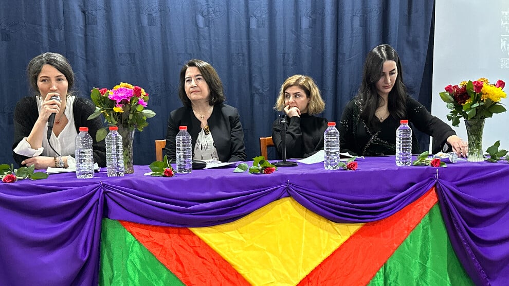 londra’da-25-kasim-paneli:-sizin-savasiniz-bizim-kanimiz
