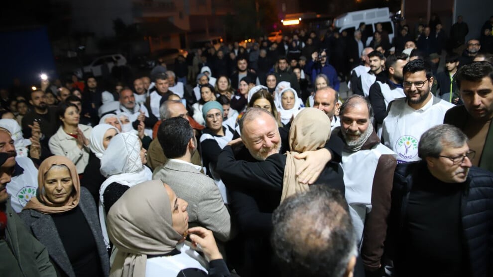 cukurova-kolu-mersin’e-ulasti:-ekmek-ve-baris-istiyoruz