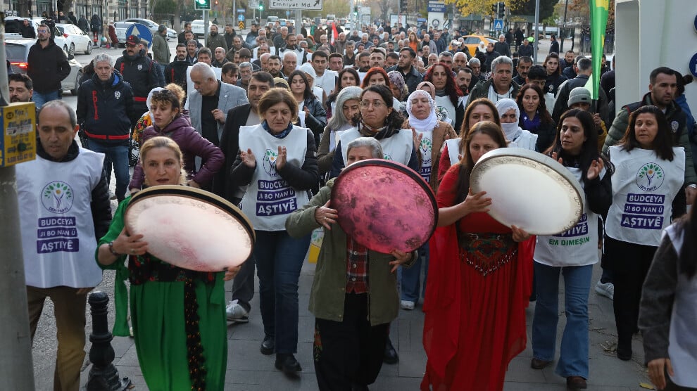 ‘ekmek-ve-baris-icin-butce’-yuruyusculeri-ankara’ya-hareket-etti