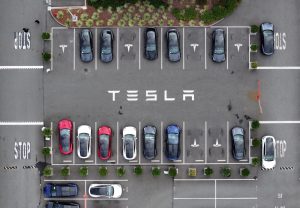 tesla-starts-testing-robotaxis-in-austin-with-no-safety-driver-|-techcrunch