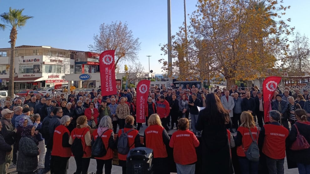 balikesir-ve-riha’da-meres-katliami’nin-47’nci-yilinda-anma