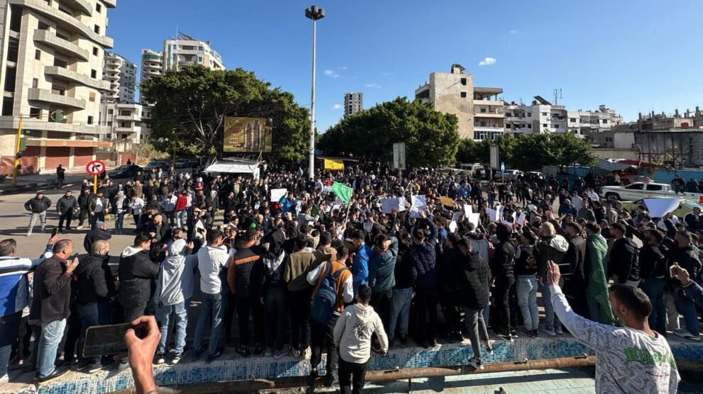 pccws:-suriye’de-gostericilere-ates-acildi,-uluslararasi-koruma-sart