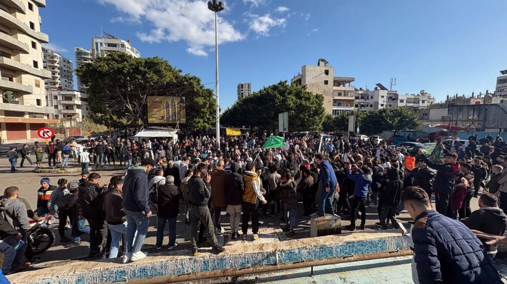 suriye’de-alevilerin-bariscil-eylemlerine-saldiri:-en-az-8-kisi-katledildi