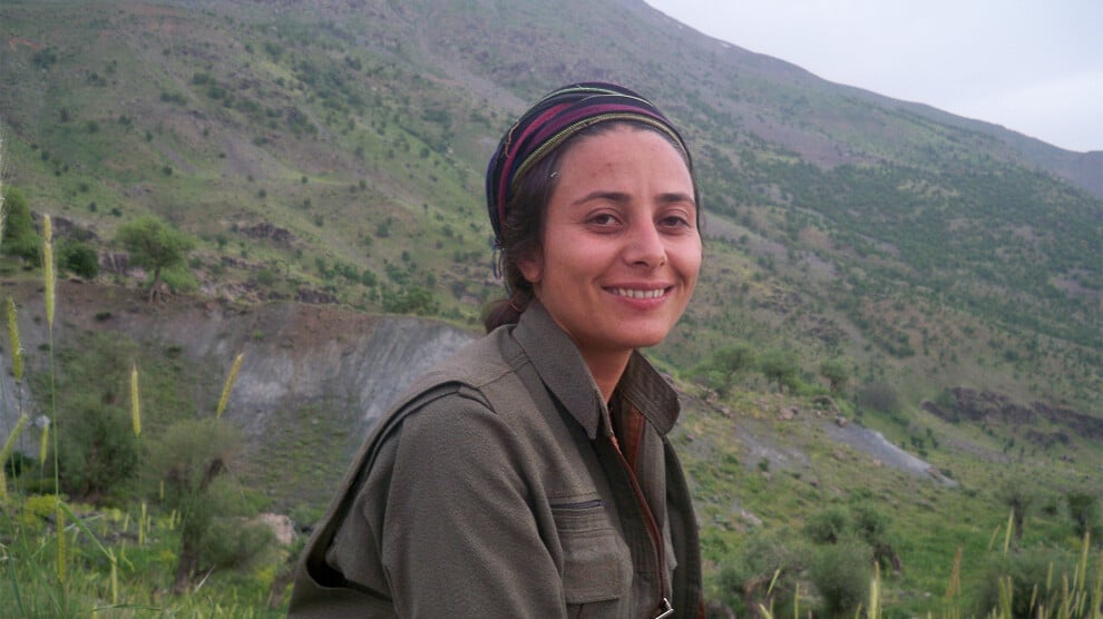 anlam-arayisindan-ozgurluk-ezgisine:-silan-ezgi