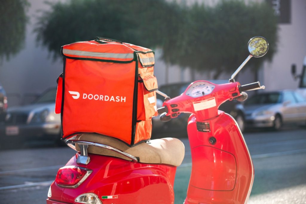 doordash-says-it-banned-driver-who-seemingly-faked-a-delivery-using-ai-|-techcrunch